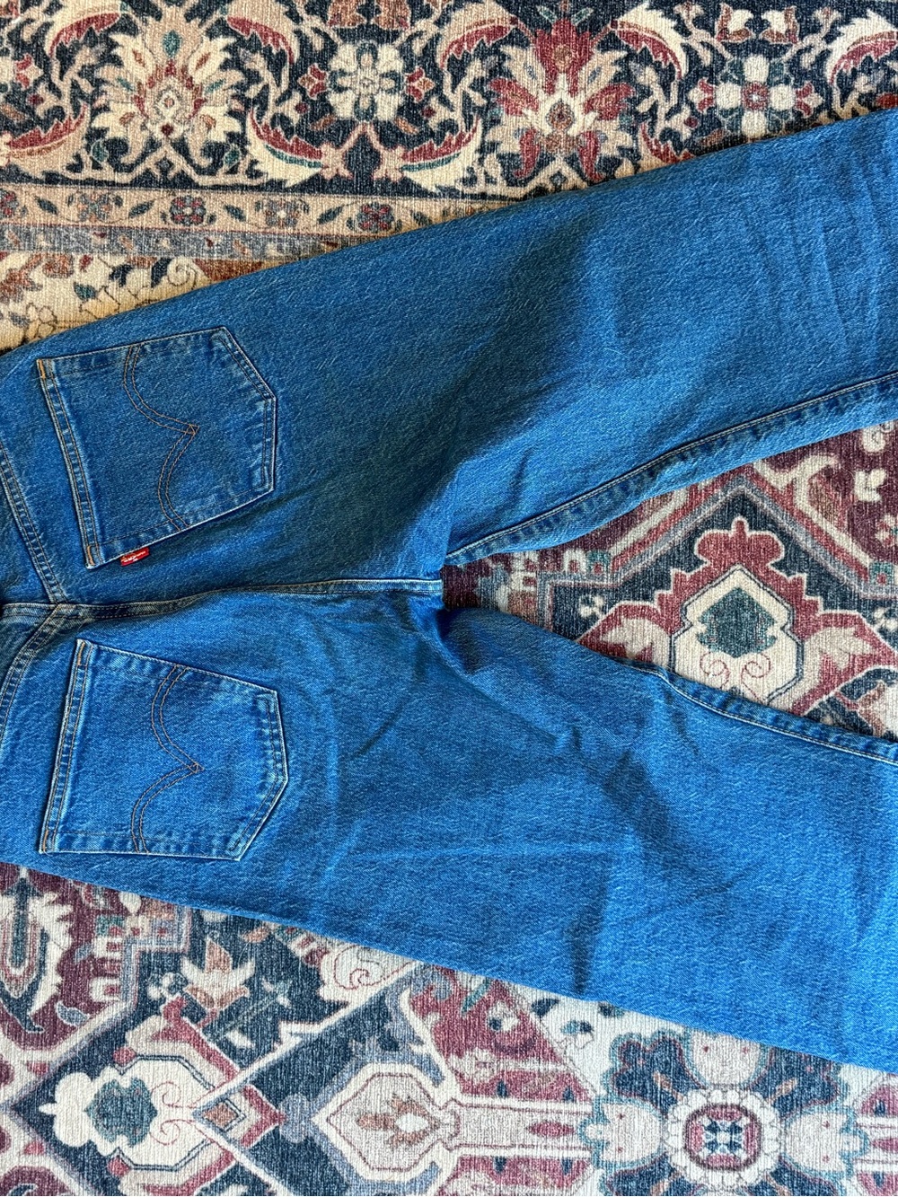 Levi’s Ribcage Straight-Leg Jeans - Picture 3 of 3